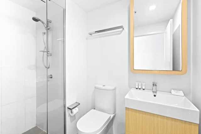 2 Bedrooms, Apartment, King and Queen Bed, 2 Bathrooms، Brisbane One Apartments by CLLIX 5/6