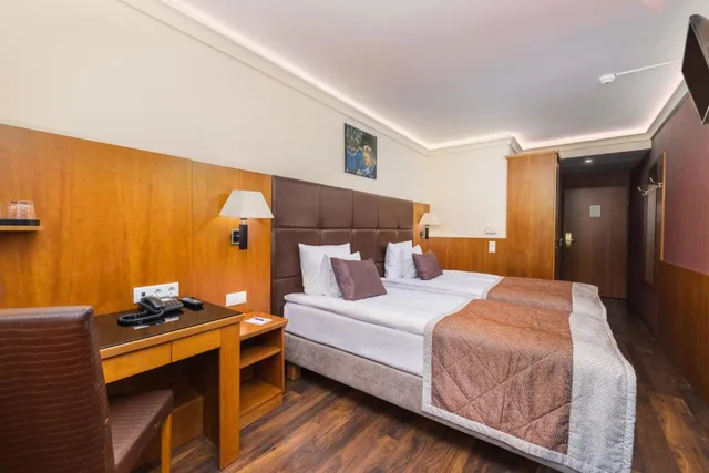 غرفة قياسية، Carlton Hotel Buda Castle 2/4