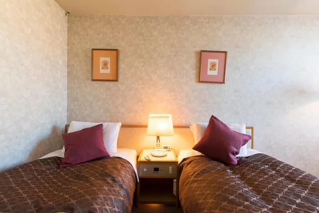 غرفة قياسية بسريرين منفصلين، Sky Hotel Uozu 2/3
