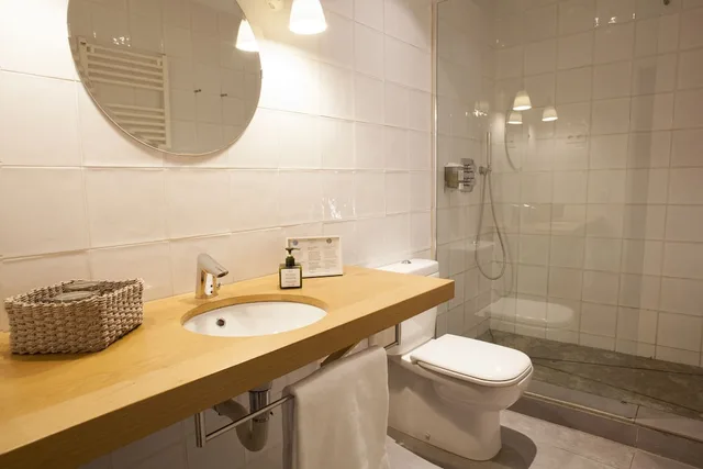 غرفة ديلوكس بسرير كينج مع أريكة، Eco Boutique Hostal Grau 7/8