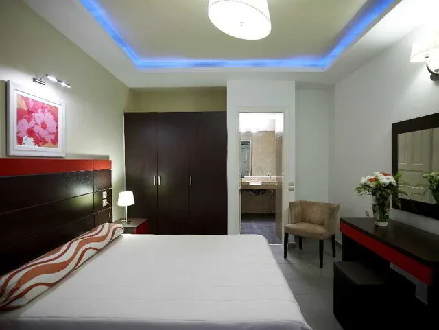 جناح غراند بإطلالة على البحر، Volcano View Hotel 1/4
