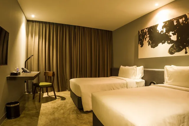 Z Plus, Premier, Twin Beds، Zazz Urban Bangkok 1/5