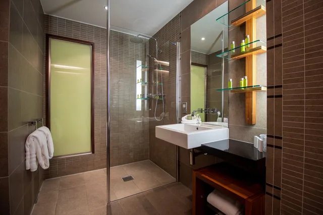غرفة كلاسيكية بسرير كينج، Fota Island Hotel And Spa 8/9