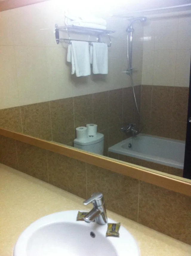 Room, Triple, 3 Beds, Veronica Hotel 3/3