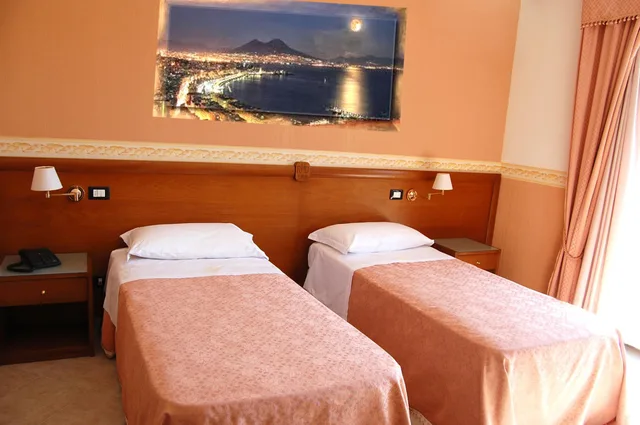 غرفة صغيرة مزدوجة بحمام خاص، HOTEL RISTORANTE DONATO 1/1