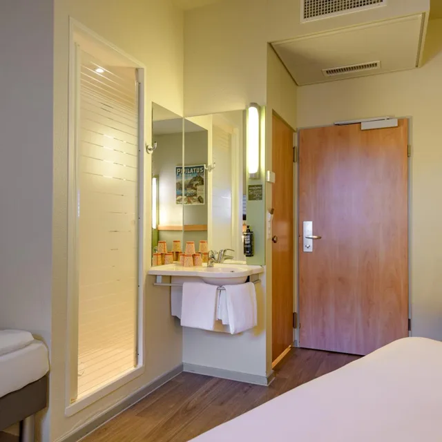Family, Single Bed, Ibis Budget Luzern City 10/10