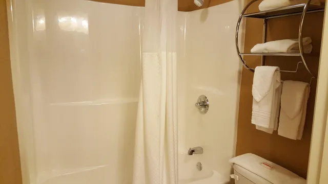غرفة بسريرين كوين، Days Inn by Wyndham Central City 6/6