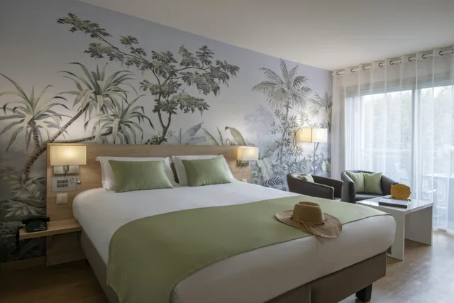 غرفة تُحدَّد حسب التوفر، Chambord Hotel Menton 1/1