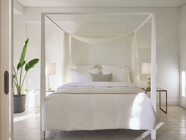 Deluxe, Bungalow, 1 Double and 1 Single Bed, Lateral Side Sea View، Grecotel Eva Palace 2/3