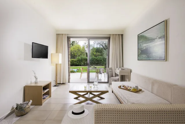 Family Suite, Garden Access، Kassandra Palace Seaside Resort 5/8