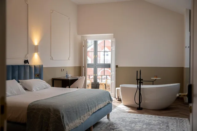 جناح، Hotel Las Indianas 4/10