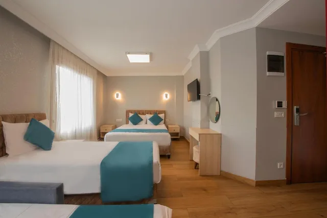 شقة ديلوكس ثلاثية بإطلالة على البحر في الملحق، Sur Hotel 6/10