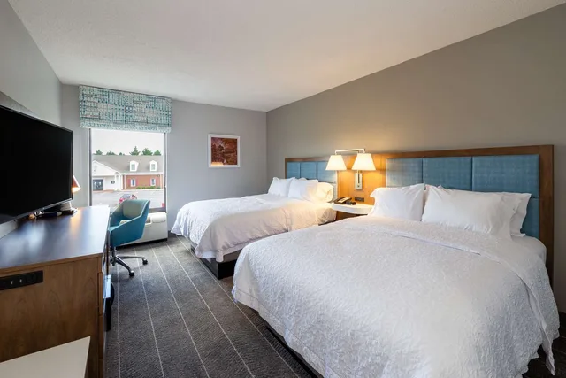 غرفة بسريرين مزدوجين، Hampton Inn Christiansburg Blacksburg Mall Area 1/3