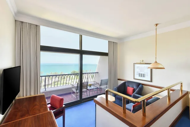 Deluxe, King Bed, Sea View, Balcony, Sheraton Grand Doha Resort & Convention Hotel 3/5