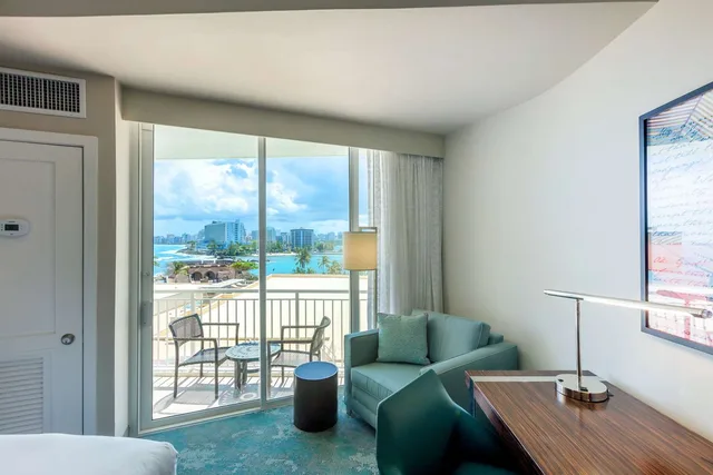 Room, 2 Double Beds, Garden or Resort View، Caribe Hilton 3/4