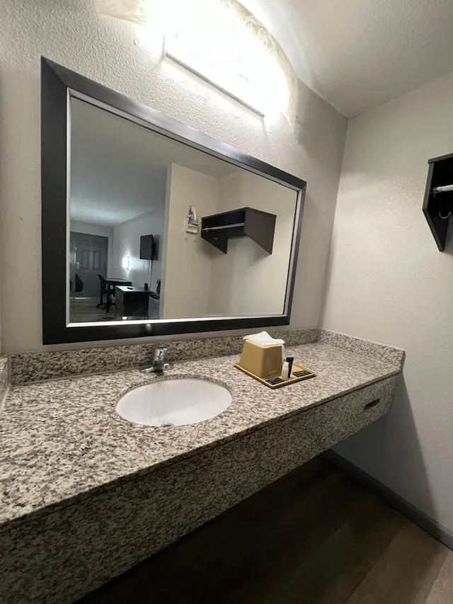 غرفة بسريرين مزدوجين، Signature Inn Socorro 4/4