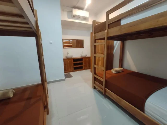 سكن مشترك مختلط بأربعة أسرّة، Gedhong Hostel 3/3