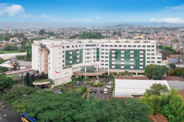 غرفة تُحدَّد عند الوصول، ARTOTEL Suites Aquila - Bandung 1/3