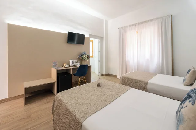 غرفة بسريرين منفصلين، Hotel Plaza del Castillo 5/10