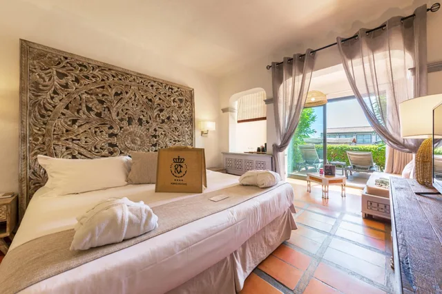 غرفة سوبيريور بسرير مزدوج بشرفة، HOTEL LE ROI THEODORE 1/5