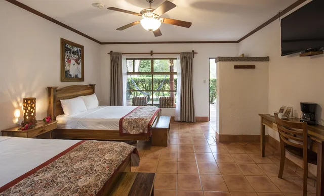 غرفة سوبيريور بسريرين مزدوجين، Hacienda Guachipelin Hotel 6/9