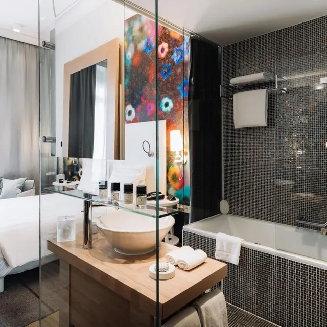 غرفة ديلوكس بسرير كينج بإطلالة على الحديقة، Hotel Metropole Geneve 8/8