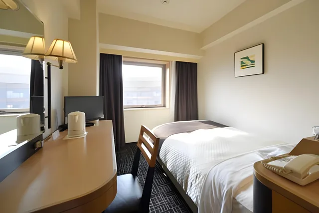 Semi Room, Semi Double Bed, Smoking، Canal City Fukuoka Washington Hotel 1/3