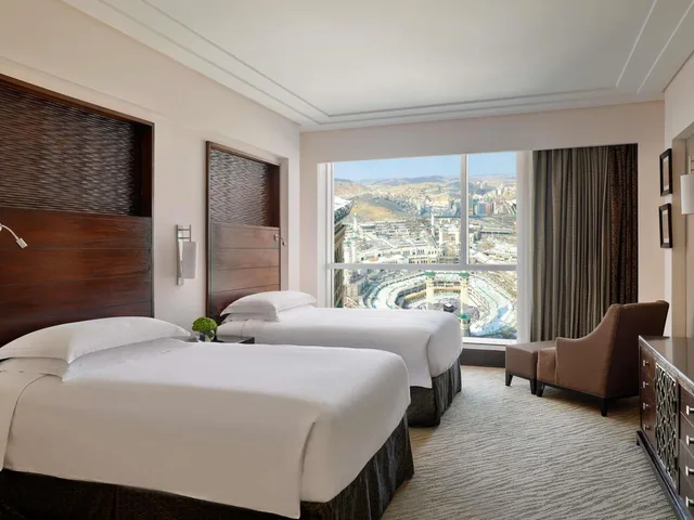 2 Bedrooms, Fairmont Gold, Kaaba, Suite, Twin Beds, King Bed, Sofa، فندق ساعة مكة فيرمونت(Makkah Clock Royal Tower A Fairmont Hotel) 3/7