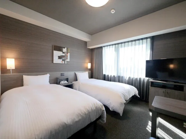 غرفة سوبيريور بسريرين منفصلين، Hotel Route Inn Osaka Higashikishiwada Ekimae 1/4