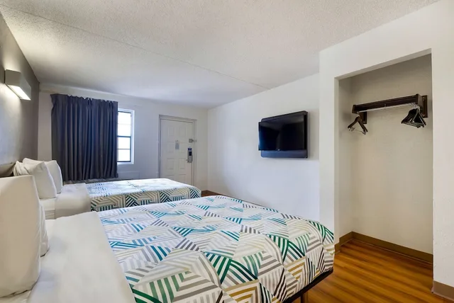 غرفة ديلوكس بسريرين مزدوجين، Motel6 Beaumont, TX 3/10