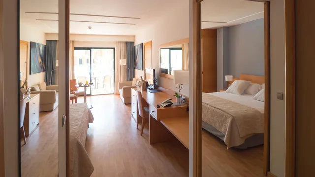 غرفة بسرير مزدوج أو سريرين منفصلين، Clipper and Villas 5/10
