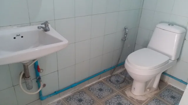 غرفة قياسية بسرير كوين، 99 Inn Hotel 2/2