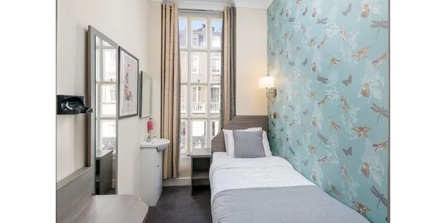 Outdoor، OYO Bakers Hotel London Victoria 1/2