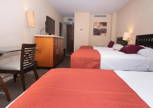 Familiar، Hotel Victoria Poza Rica 5/10