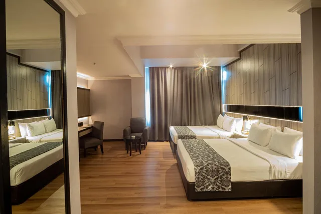 غرفة عائلية بسريرين كينج، Grand Jatra Hotel Pekanbaru 3/3