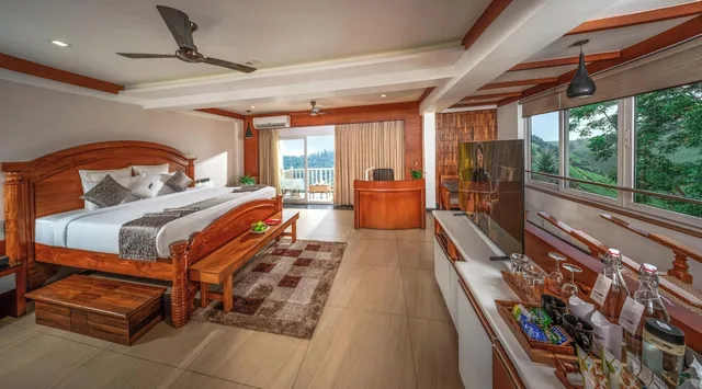 Premium, Queen Bed, Chandys Windy Woods 7/10