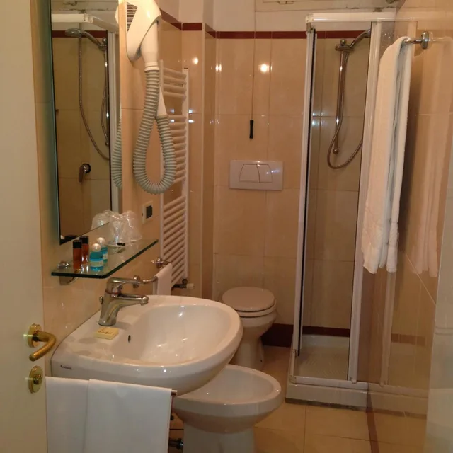 غرفة أساسية ثلاثية، Hotel Adriatico 3/4