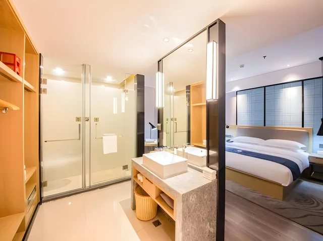 Superior, Queen Bed, Echarm Hotel (Fuzhou Sanfang Qixiang North Wuyi Road) 3/3