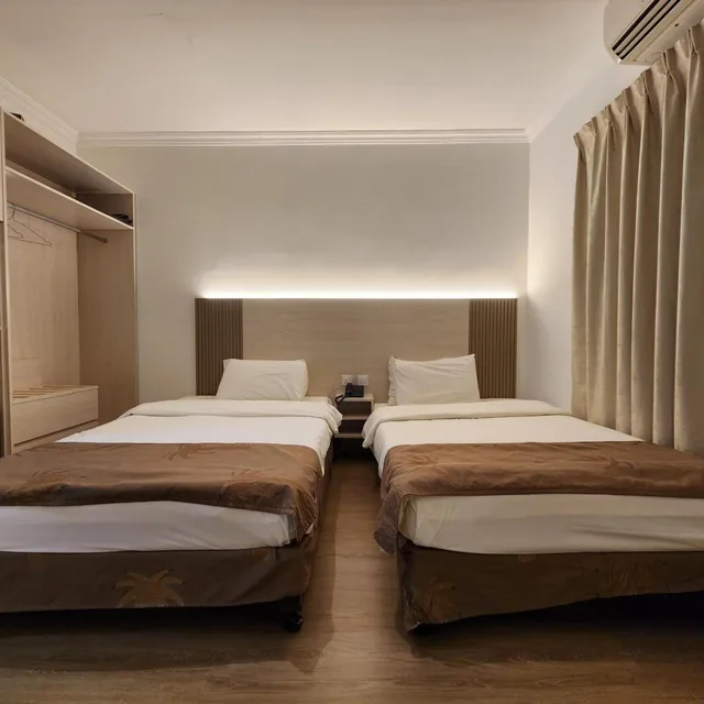 غرفة قياسية بسرير مزدوج، SHARJAH INTERNATIONAL AIRPORT HOTEL 1/9