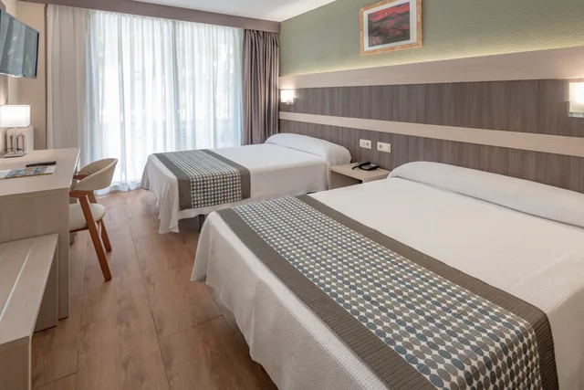 غرفة قياسية رباعية، Playa Park Hotel 5/6