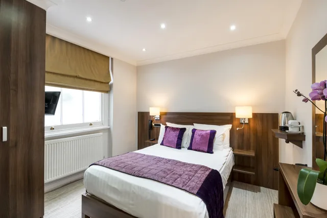 Semi Basement، London House Hotel 1/3
