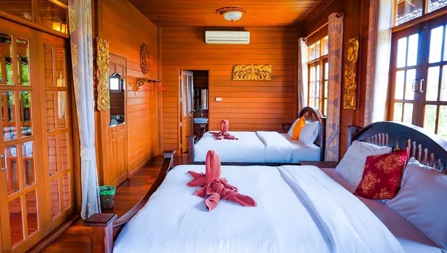4 Bedrooms, Lanna, 6 Beds, 1 Queen and 5 King Beds, Private Pool، Baan Thai Lanna Pattaya 1/3