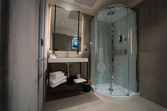 غرفة متصلة عائلية بسريرين كوين، Best Western Plus Sabaudia Hotel & Spa 3/3