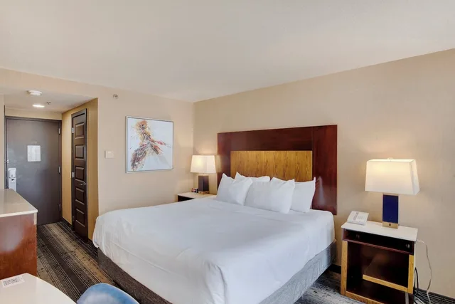 غرفة بسرير كوين لذوي الإعاقة، Crowne Plaza Harrisburg Hershey 2/3