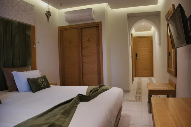 غرفة ديلوكس بسرير مزدوج أو سريرين منفصلين بإطلالة على المسبح، Diwane Hotel Spa Marrakech 3/10