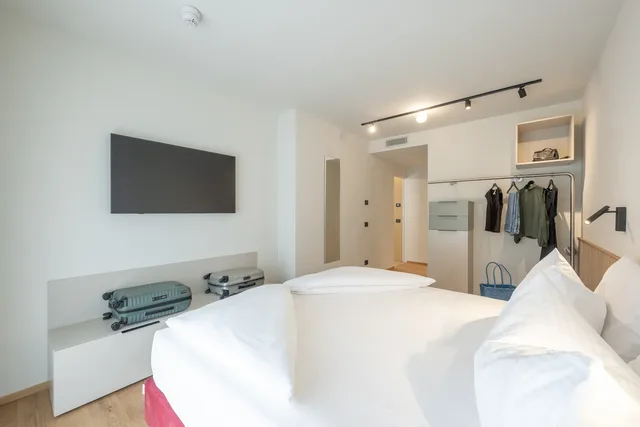 Etra Giardino One Bedroom Apartment، Etra Suites and Apartments 1/4