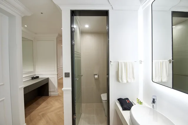 جناح ملكي بسريرين كينج وثلاثة أسرّة، Busan City Hotel 9/10