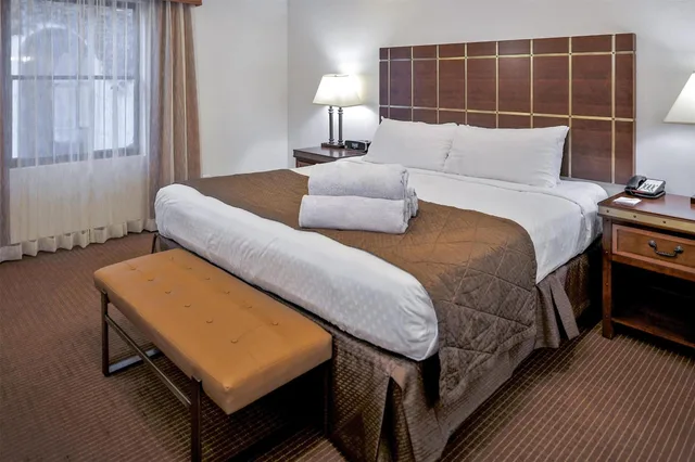 2 Bedrooms, Suite, 2 King Beds, Balcony or Patio, Sofa، Hilton Vacation Club Los Abrigados Resort & Spa Sedona 4/7