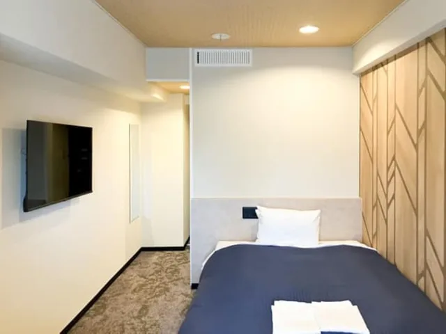 غرفة بسرير مزدوج للمدخنين، Hotel Livemax BUDGET Yokohama Kannai 1/5