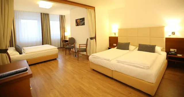 غرفة عائلية بسريرين كوين، arte Hotel Wien Stadthalle 3/10